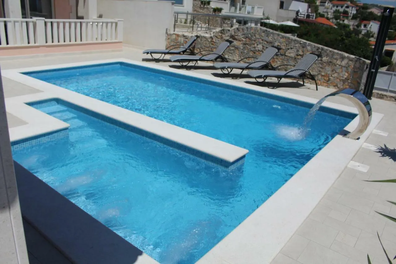 Villa Omazic Trogir Apartment